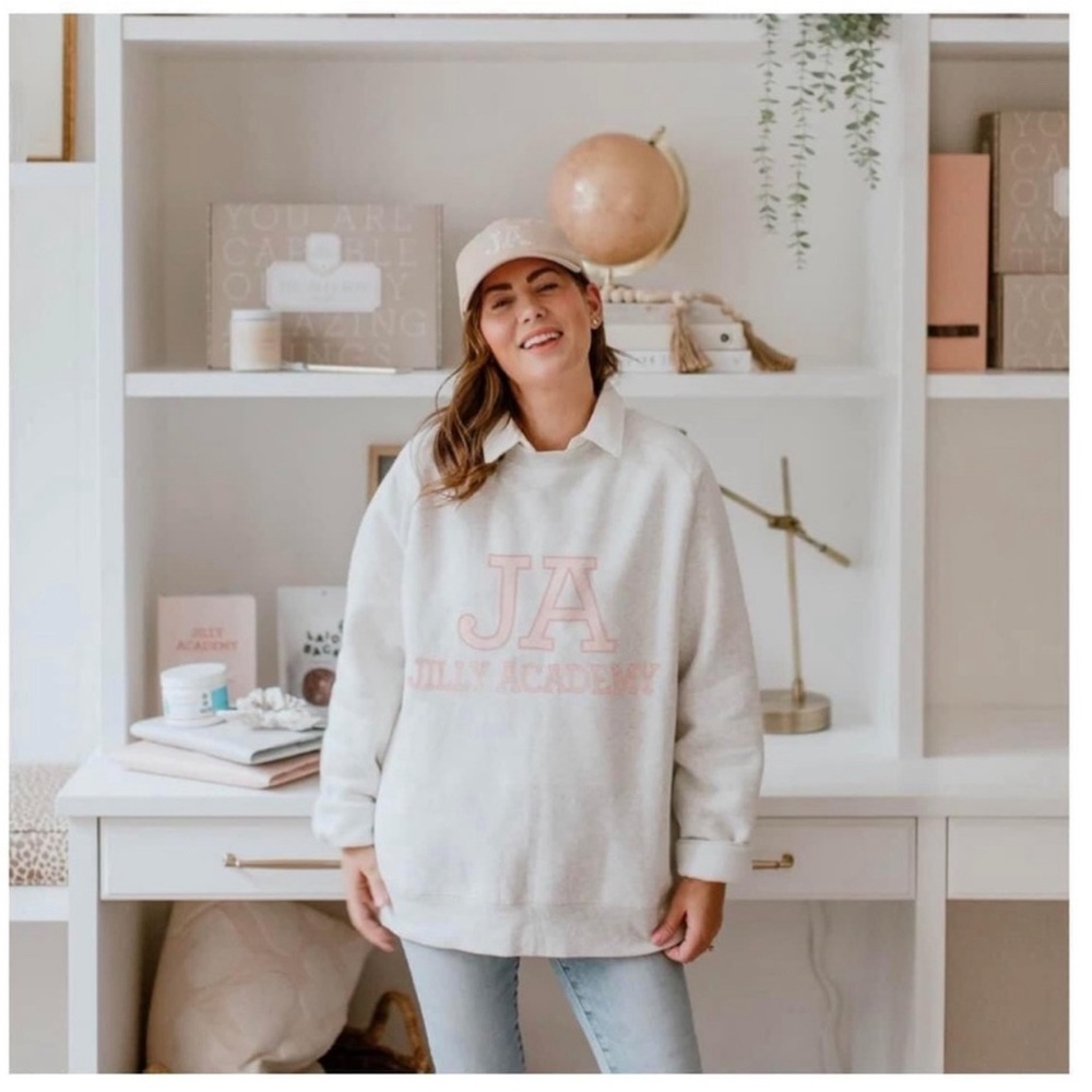 NWOT Jillian Harris Jilly Academy Crew Neck Sweater